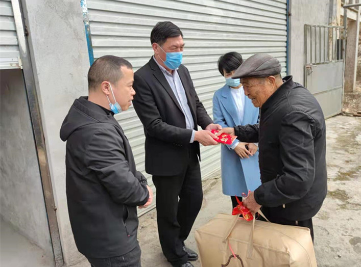 薛小平1_副本.jpg
